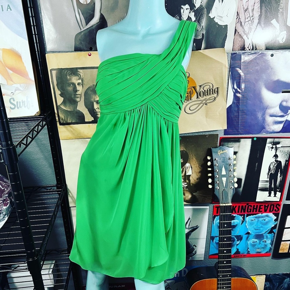 💚WORN ONCE BILL LEVKOFF KELLY GREEN GREEK ONE SHOULDER CHIFFON FORMAL DRESS